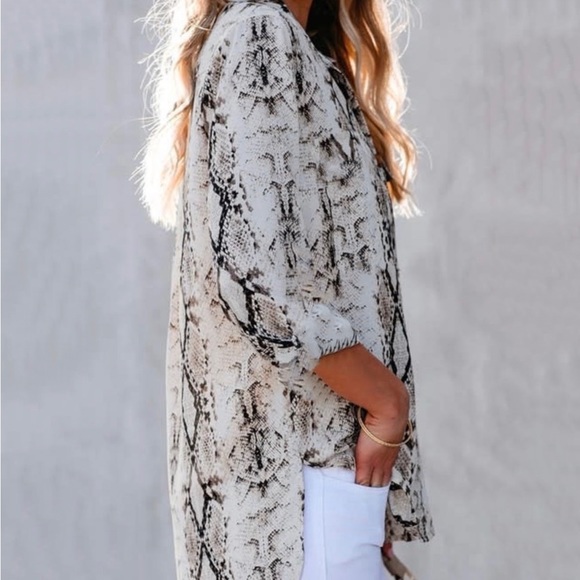 Vici Tops - Vici Snakeskin Kimono
